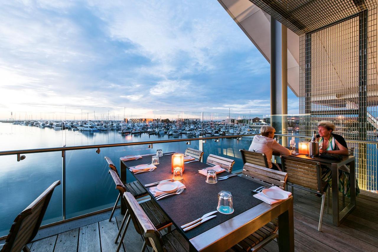 Hillarys Marina Apartment Перт Экстерьер фото