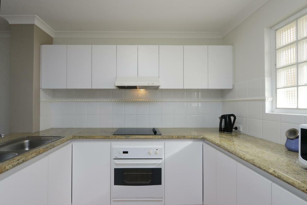 Hillarys Marina Apartment Перт Экстерьер фото