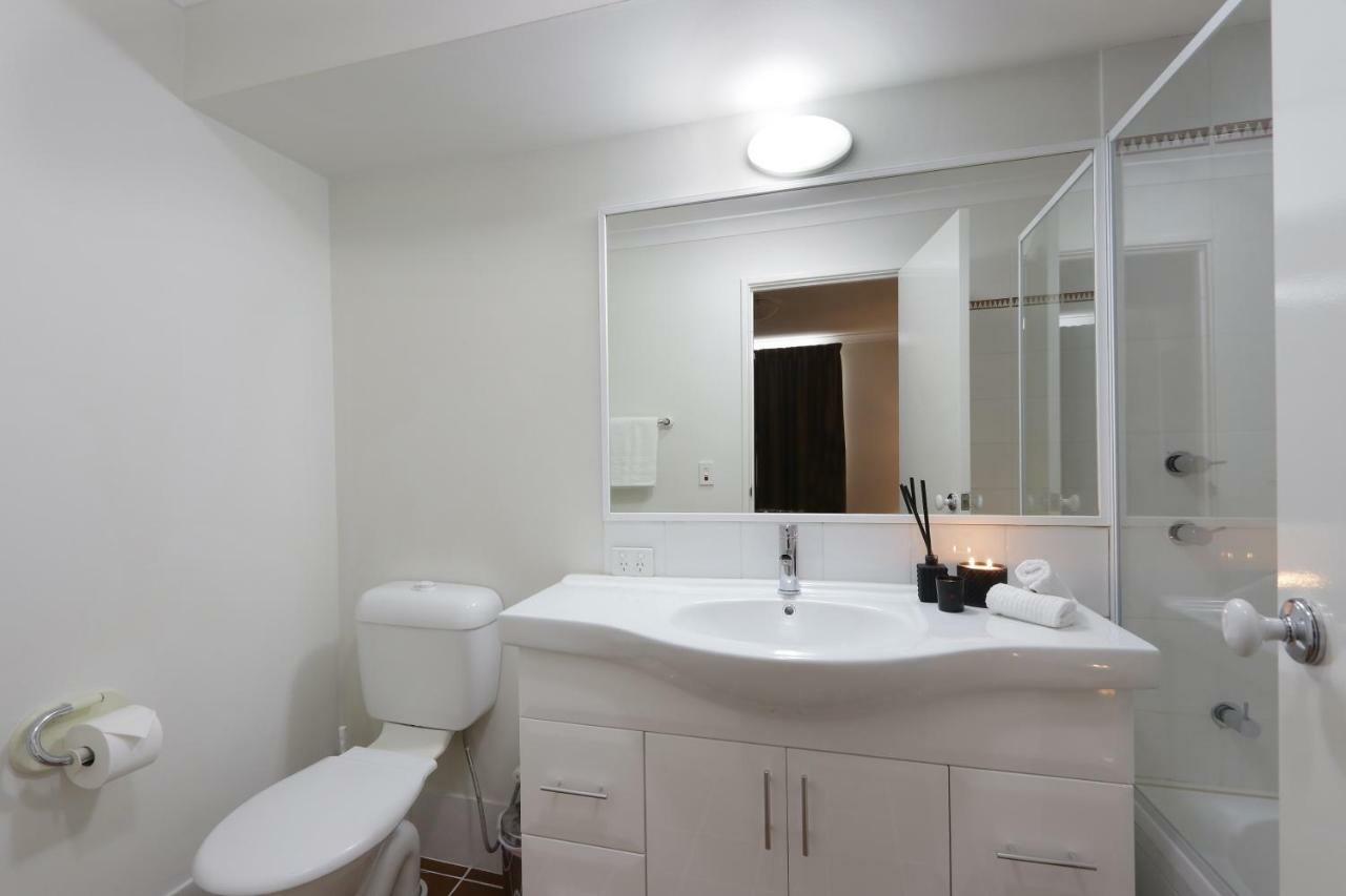 Hillarys Marina Apartment Перт Экстерьер фото